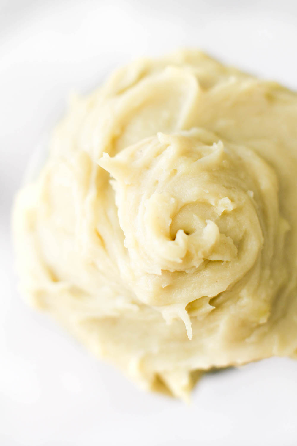 Low-Fat Vegan Vanilla Frosting (made with Japanese sweet potato!)