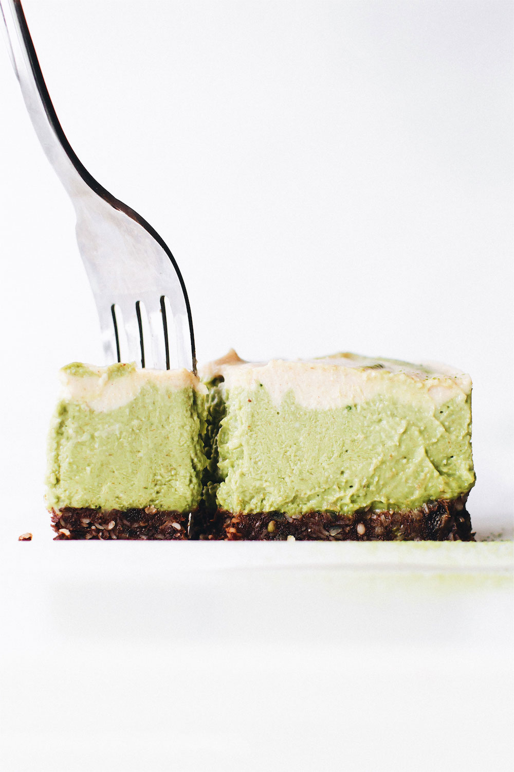 Vegan No-Bake Matcha Cheesecake