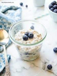 blueberry chia overnight oats - flavor the moments